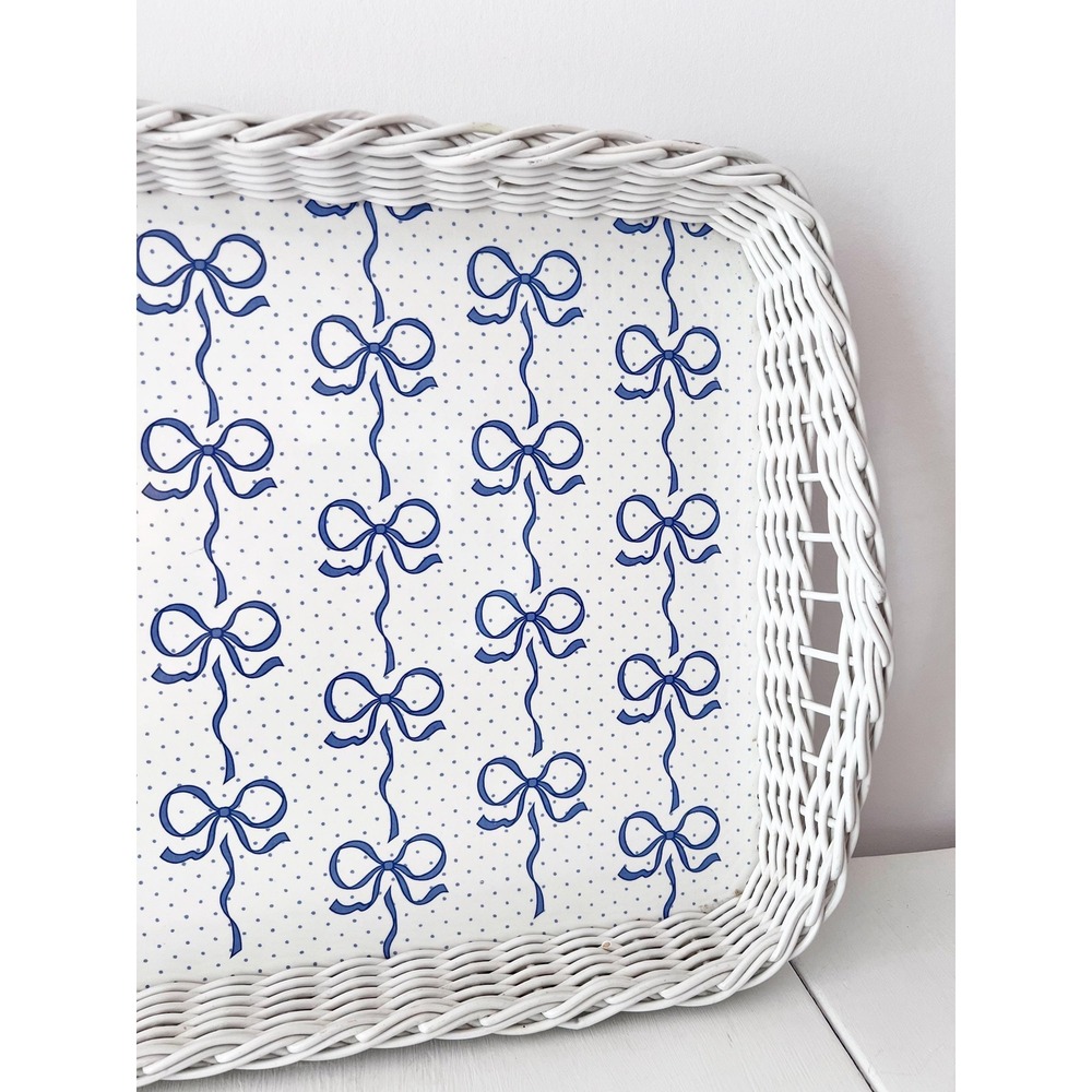 Large Blue & White Bow Print Tray with Wicker Rim Serving Tray, Tea Tray - Picture 4 of 6